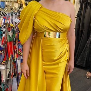 Luxury High-Low Evening Dress- Golden Yellow